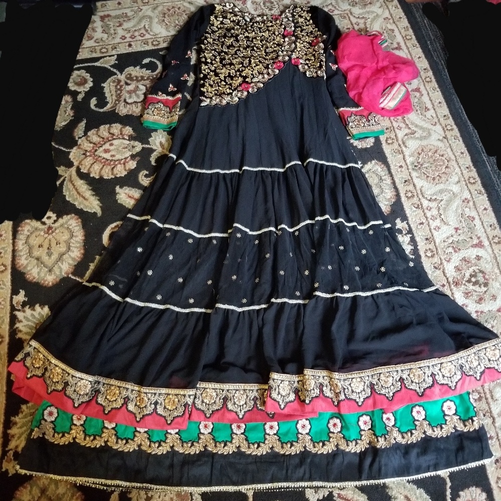 Indian Pakistani salwar Kameez Anarkali gown - Picture 1 of 4